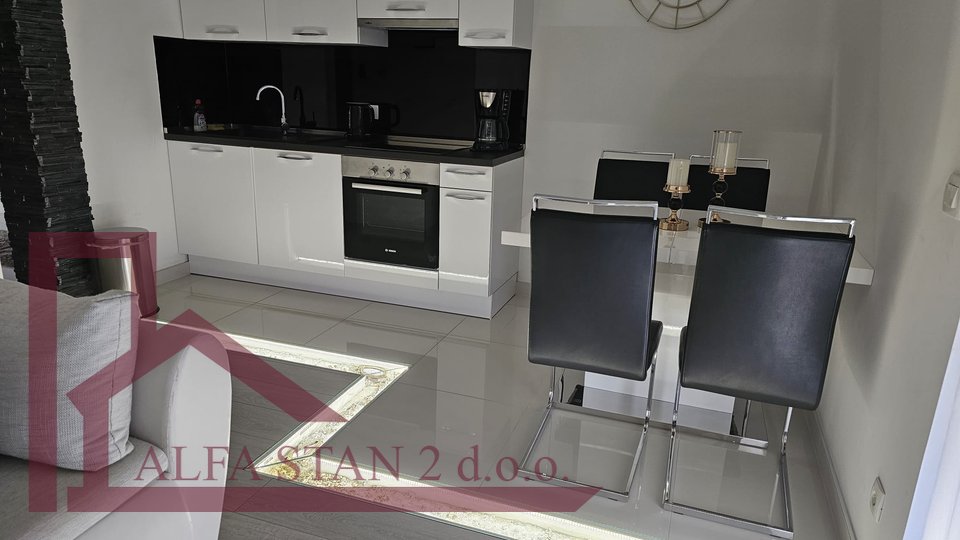 Wohnung, 40 m2, Vermietung, Trogir