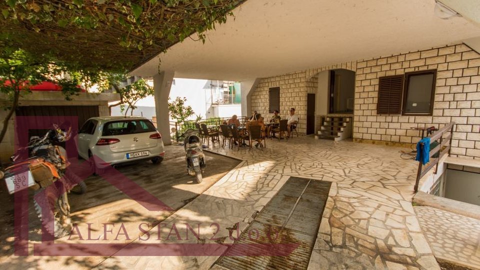 House, 450 m2, For Sale, Trogir - Bilin Dolac