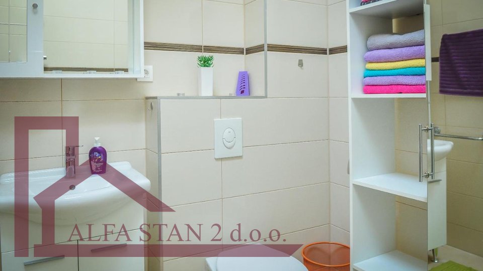 Appartamento, 72 m2, Affitto, Podstrana - Strožanac