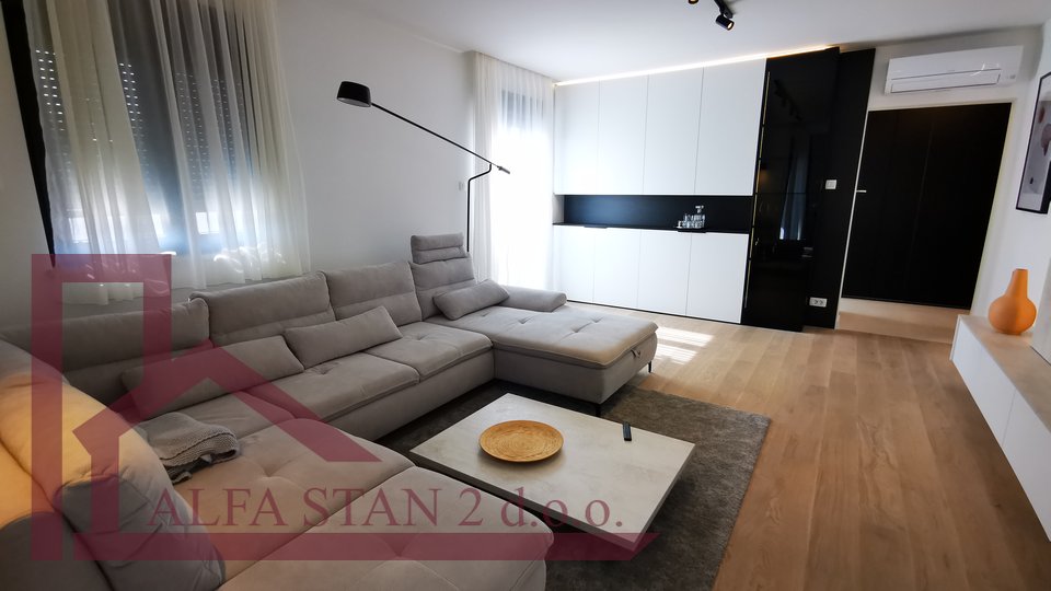 Apartment, 100 m2, For Rent, Podstrana - Strožanac