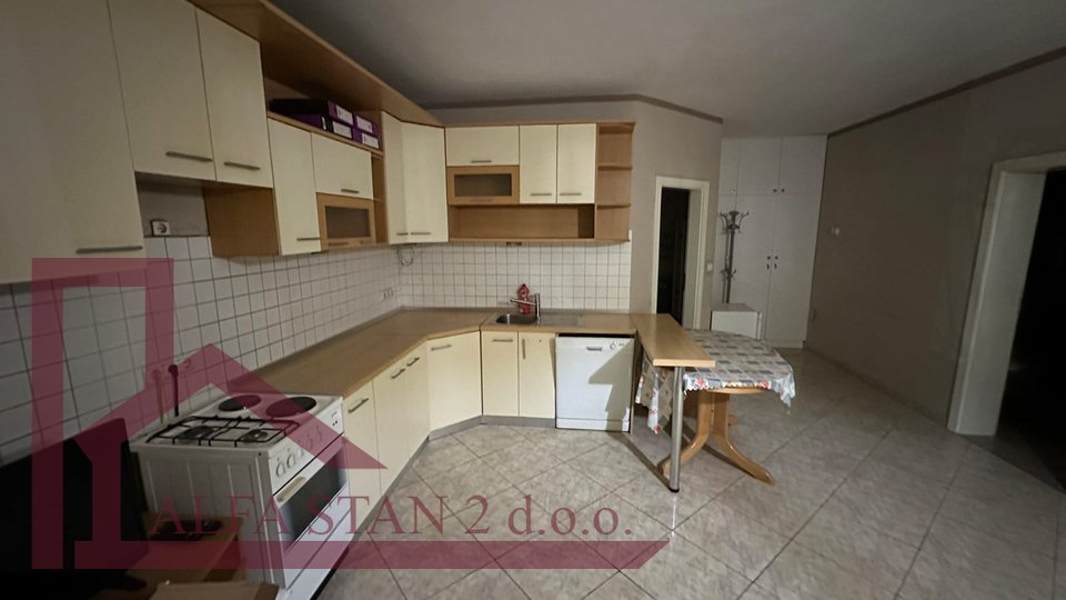 Apartment, 80 m2, For Rent, Plano