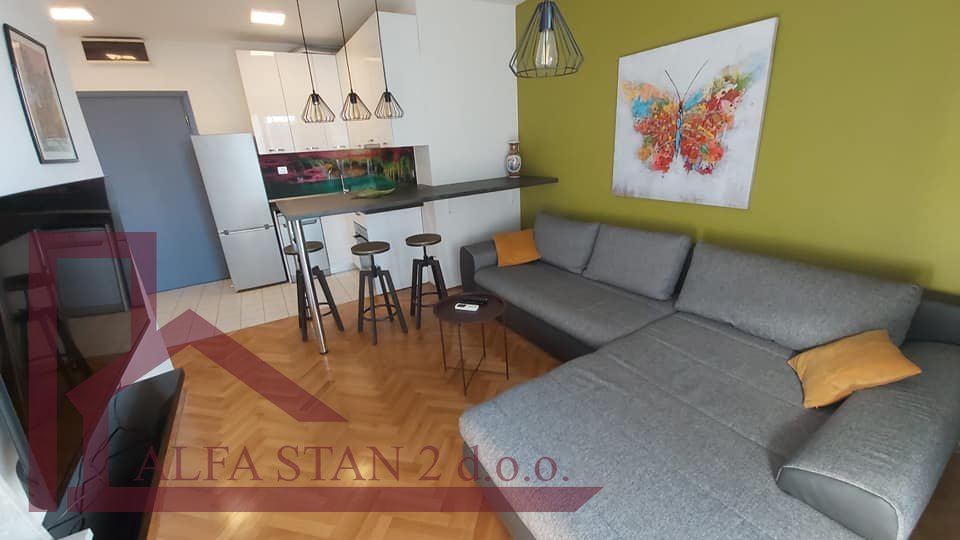 Wohnung, 40 m2, Vermietung, Split - Sukoišan