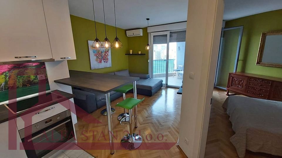 Wohnung, 40 m2, Vermietung, Split - Sukoišan