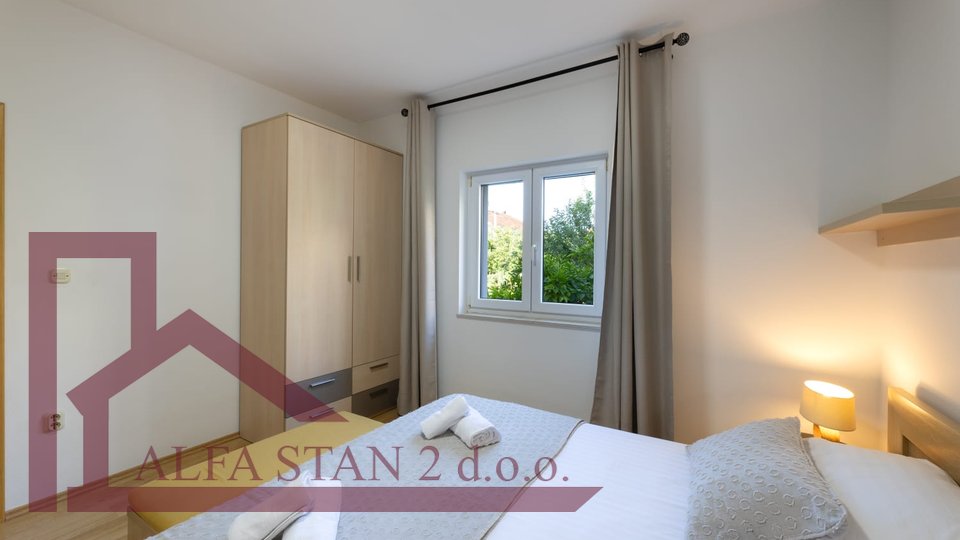 Wohnung, 95 m2, Vermietung, Kaštel Novi