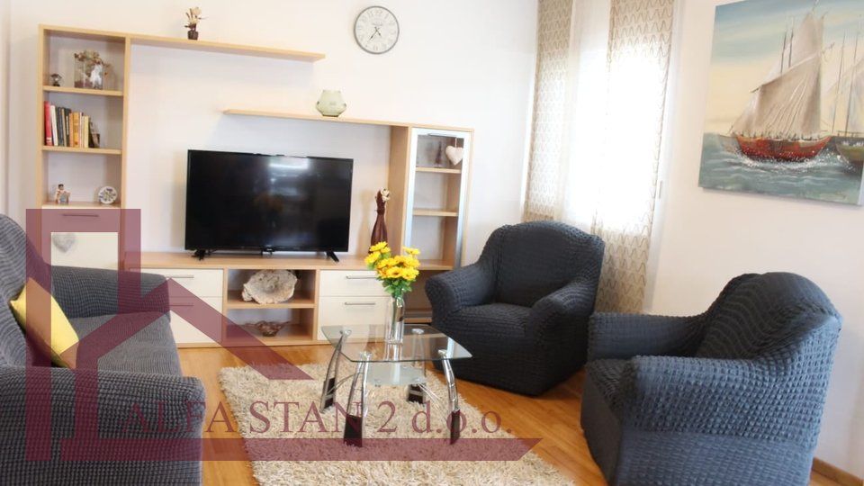 Apartment, 95 m2, For Rent, Kaštel Novi