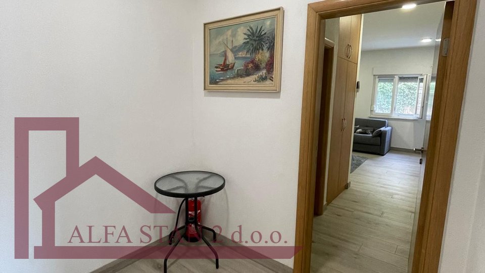 Wohnung, 90 m2, Vermietung, Kaštel Stari