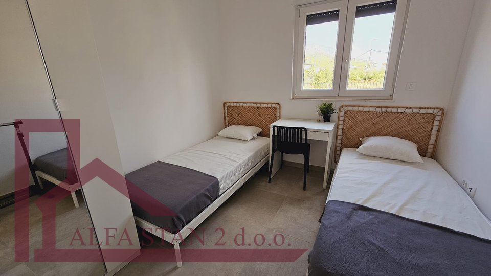 Wohnung, 92 m2, Vermietung, Podstrana