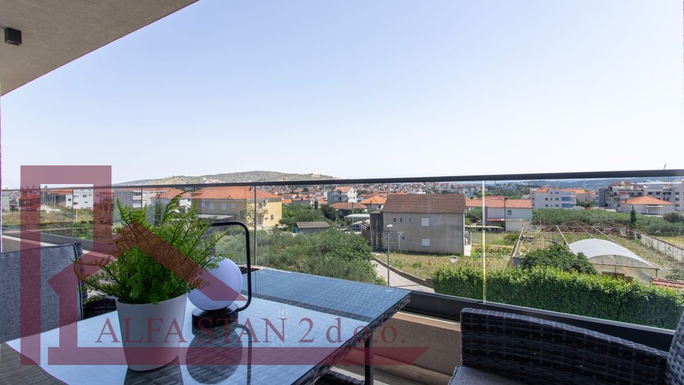 Apartment, 55 m2, For Rent, Trogir