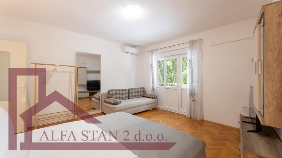 Wohnung, 70 m2, Vermietung, Split - Bačvice