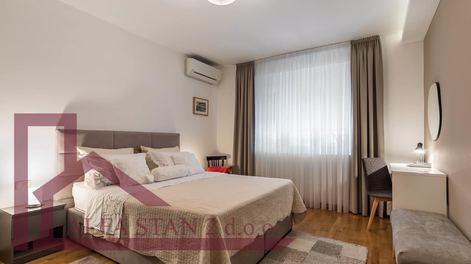 Wohnung, 65 m2, Vermietung, Split - Bačvice