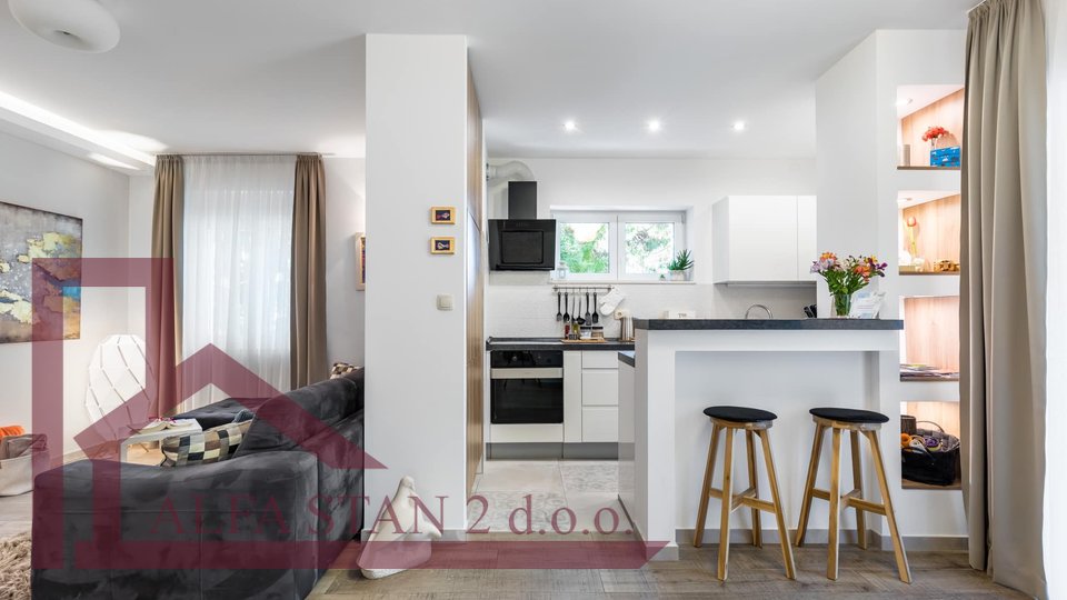 Apartment, 65 m2, For Rent, Split - Bačvice