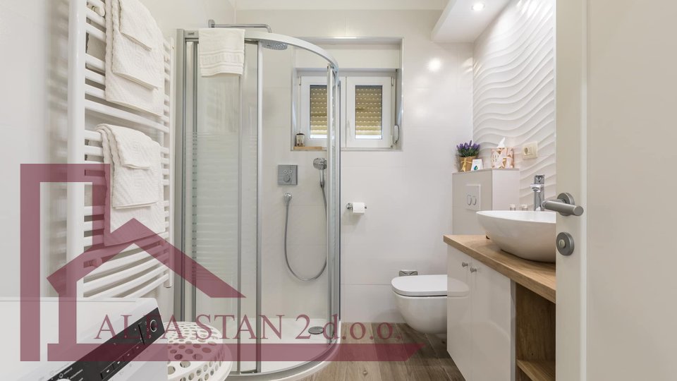 Apartment, 65 m2, For Rent, Split - Bačvice