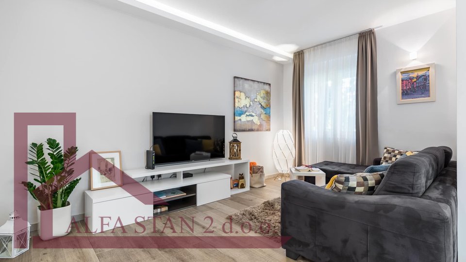 Wohnung, 65 m2, Vermietung, Split - Bačvice