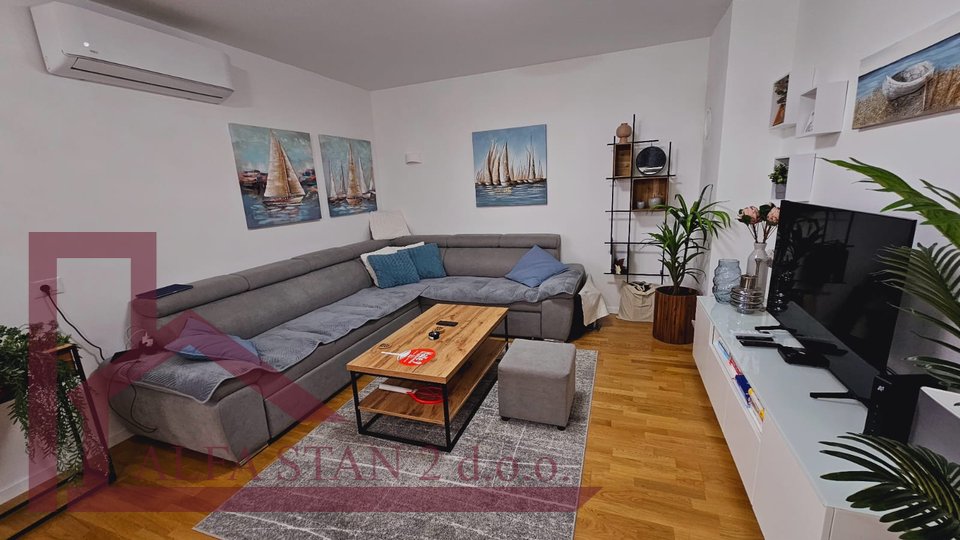 Wohnung, 70 m2, Vermietung, Podstrana - Strožanac