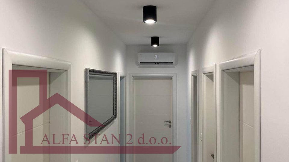 Appartamento, 110 m2, Affitto, Split - Kila